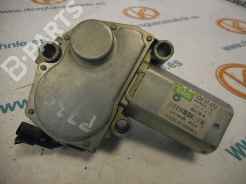 Used Rear wiper motor CHRYSLER VOYAGER / GRAND VOYAGER III (GS_, NS_) [1992-2001]  2454275