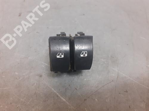 Used Left front window switch RENAULT SCÉNIC II (JM0/1_) [2003-2010]  8938922