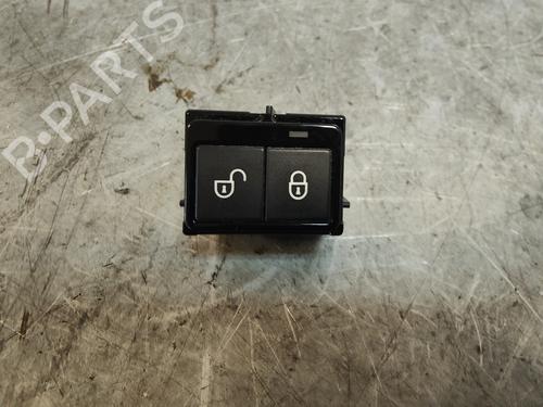 BP29861946O1 main image