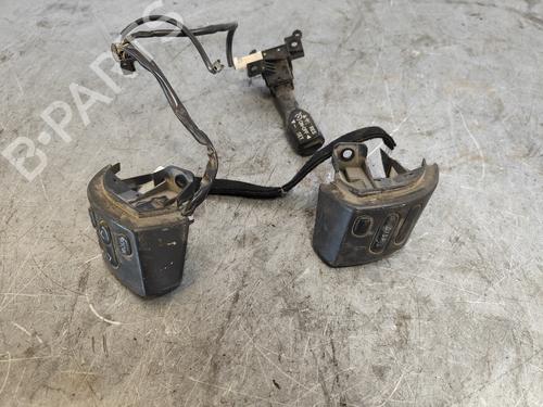 Used Steering wheel controls TOYOTA COROLLA Verso (ZER_, ZZE12_, R1_) 2.0 D-4D (CUR10_, CUR10R) (116 hp) 26206310