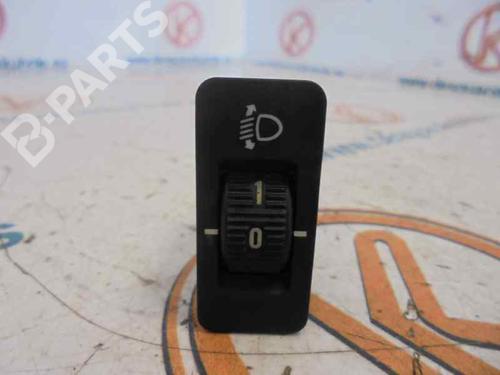 Used Headlight switch BMW 5 (E39) 523 i (170 hp) 2472664