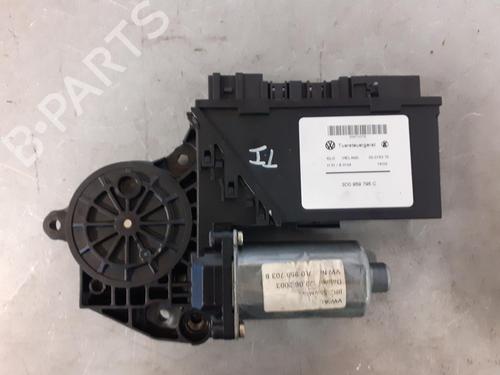 Moteur de lève-vitre arrière gauche VW TOUAREG (7LA, 7L6, 7L7) [2002-2013]  8876923