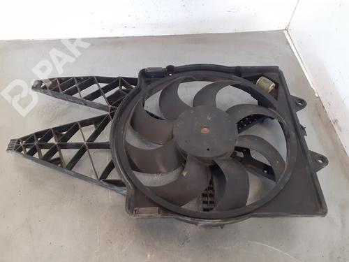 Used Radiator fan FIAT GRANDE PUNTO (199_) 1.3 D Multijet (75 hp) 9843567