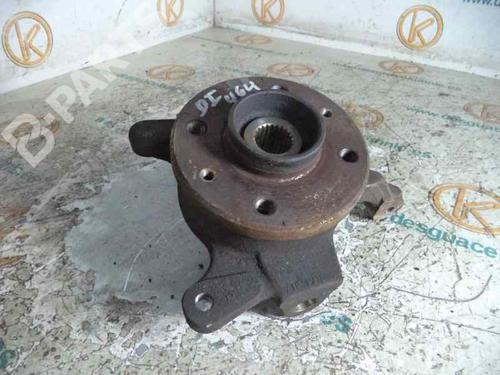 Used Left front steering knuckle RENAULT LAGUNA I (B56_, 556_) [1993-2002]  2485483