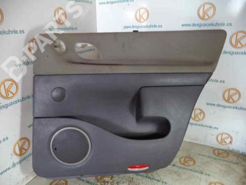 Guarnecido puerta trasera derecha RENAULT ESPACE IV (JK0/1_) 2.2 dCi (JK0H) (150 hp) 2454085