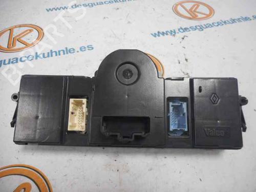 Climate control RENAULT SCÉNIC II (JM0/1_)  | BP2462889I5 