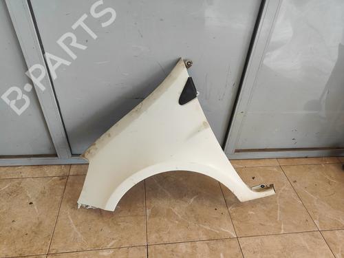 left-front-fenders-renault-clio-iii-br01-cr01-2005-2006-2007-2008-2009-2010-2011-2012-2013-2014-36642428 main image