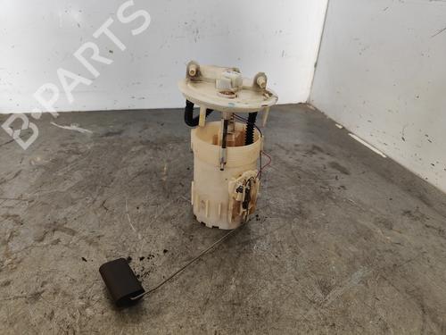 Used Fuel pump Fuel pump RENAULT KANGOO / GRAND KANGOO II (KW0/1_) 1.5 dCi 70 (KW0V, KW0A) (68 hp) 33698446 33698446