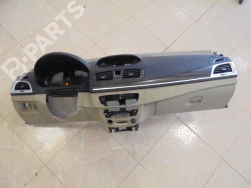 Used Dashboard Dashboard RENAULT MEGANE III Hatchback (BZ0/1_, B3_) 1.9 dCi (BZ0N, BZ0J) (131 hp) 4763982 4763982