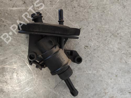 Used Clutch slave cylinder Clutch slave cylinder FORD FIESTA VI (CB1, CCN) 1.6 TDCi (90 hp) 33698519 33698519