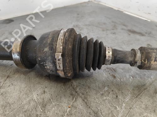 Right front driveshaft VOLVO S40 I (644) 1.9 DI | BP27272401M39 