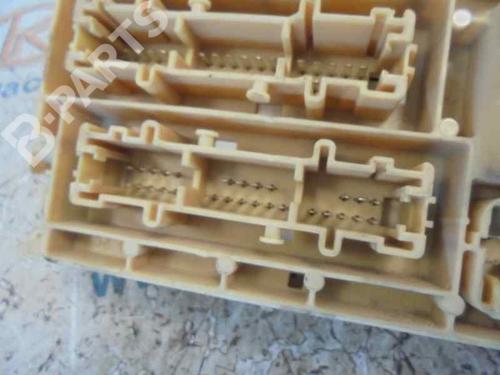 Fuse box TOYOTA CELICA Coupe (_T23_) 1.8 16V VT-i (ZZT230_, ZZT230) | BP2475947E1 