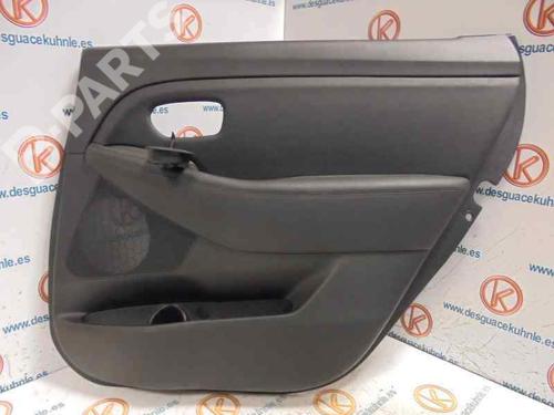 Bekleding achter rechts KIA CARENS IV 1.7 CRDi (116 hp) 4877672