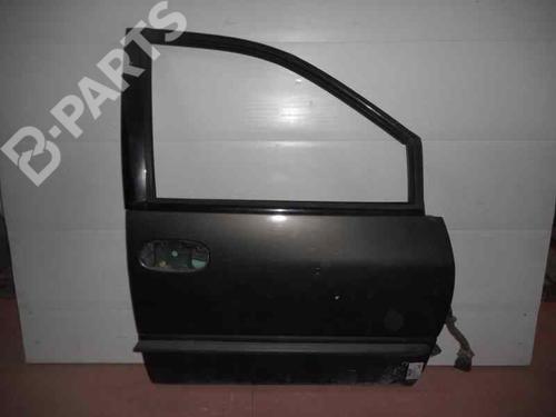Used Right front door CHRYSLER VOYAGER / GRAND VOYAGER III (GS_, NS_) 2.4 i (151 hp) 2477054