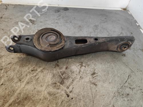 Used Right rear suspension arm HYUNDAI SANTA FÉ II (CM) [2005-2015]  27516980