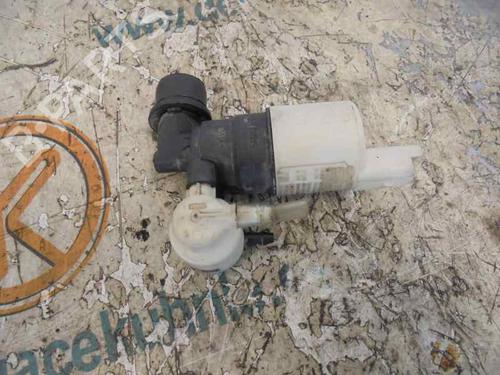 Used Washer pump RENAULT SCÉNIC II (JM0/1_) 1.9 dCi (JM0G, JM12, JM1G, JM2C) (120 hp) 14182304