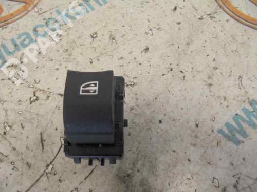 Used Right rear window switch RENAULT MEGANE III Hatchback (BZ0/1_, B3_) 1.9 dCi (BZ0N, BZ0J) (131 hp) 4764044