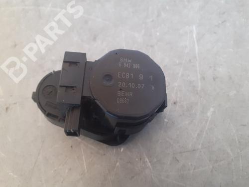 Used Heater blower motor BMW 5 (E60) 525 d (177 hp) 8952194