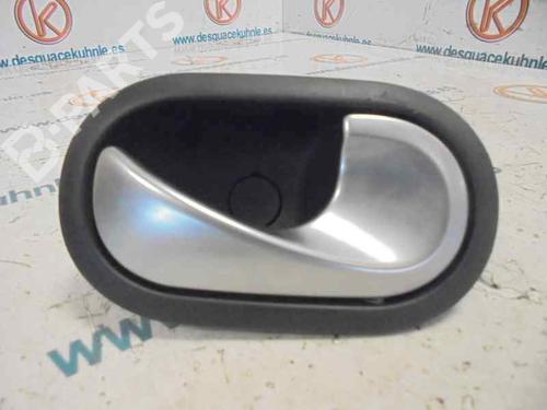 Højre bagtil invendig håndtag RENAULT MEGANE II (BM0/1_, CM0/1_) 1.5 dCi (BM0F, BM0T, BM2B, CM0F, CM0T) (82 hp) 3219299