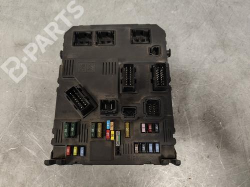 Used Fuse box PEUGEOT 407 (6D_) [2004-2011]  11611107
