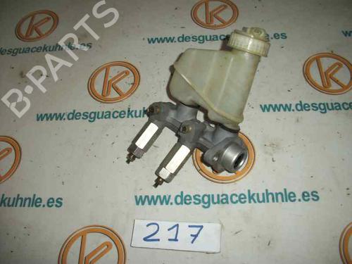 Used Brake master cylinder OPEL VECTRA A (J89) 2.0 i (F19, M19) (115 hp) 2452981