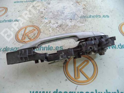 Front left exterior door handle RENAULT SCÉNIC II (JM0/1_) 1.5 dCi (JM0F) | BP2464621C128 