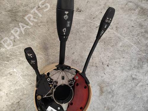 Used Steering wheel controls Steering wheel controls MERCEDES-BENZ S-CLASS (W220, V220) S 320 CDI (220.026, 220.126) (197 hp) 39533058 39533058