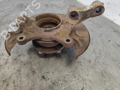 Used Left front steering knuckle Left front steering knuckle LAND ROVER FREELANDER I (L314) [1998-2006] 26390565 26390565