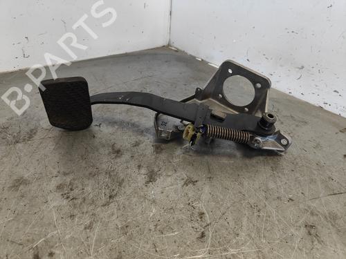 Used Break pedal MERCEDES-BENZ M-CLASS (W163) ML 320 (163.154) (218 hp) 25438379