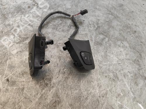 Steering wheel controls RENAULT CLIO IV (BH_)  | BP27573098E15 