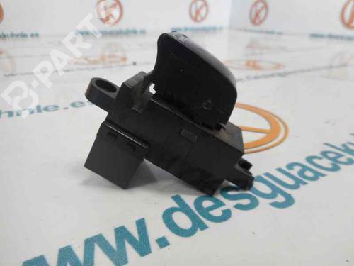 Used Right front window switch NISSAN PRIMERA Hatchback (P12) [2002-2025]  2449657
