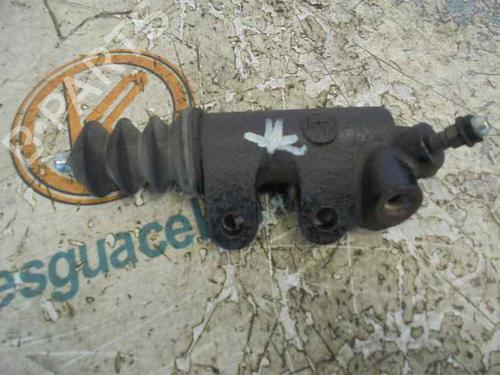 Clutch slave cylinder TOYOTA COROLLA (_E12_) 1.6 VVT-i (ZZE121_, ZZE121R) | BP14182545M113