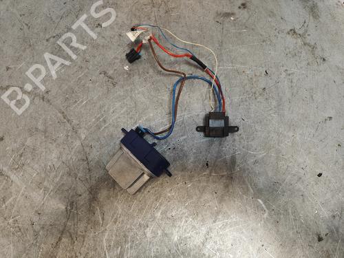 Used Heater resistor Heater resistor RENAULT LAGUNA II (BG0/1_) 2.0 16V (BG03, BG0Z, BG0T, BG1Y) (170 hp) 29831180 29831180
