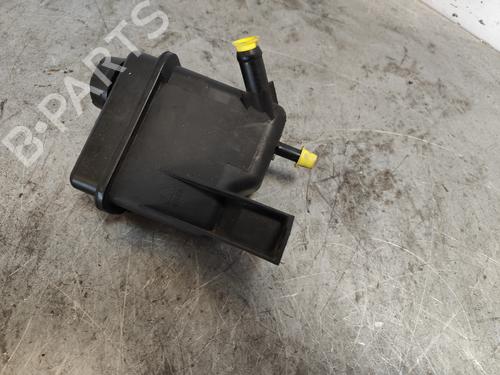 Servolenkungsbehälter für VOLVO V40 Estate (645) 2.0 (136 hp) 26291355