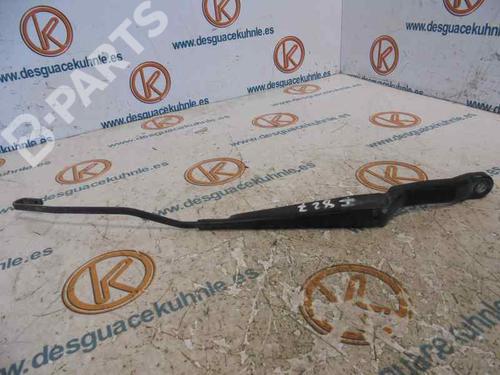 Used Front windshield wiper arm PEUGEOT 206 Hatchback (2A/C) 1.9 D (69 hp) 6631257