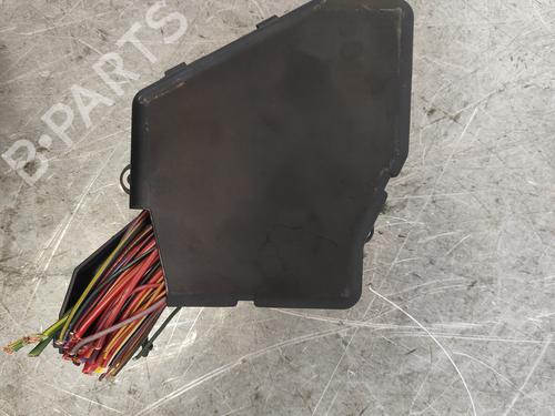 Fuse box AUDI A4 B7 (8EC) 2.5 TDI | BP36888177E1 - Image 2