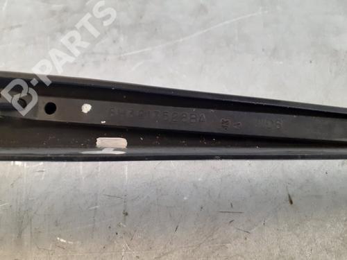 Front windshield wiper arm LAND ROVER RANGE ROVER SPORT I (L320)  | BP8060343C143 