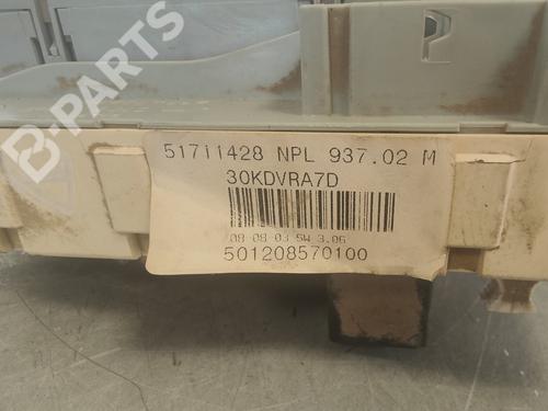 Fuse box ALFA ROMEO 147 (937_) 1.9 JTDM (937.AXD1A, 937.AXV1A, 937.BXB1A) | BP11836307E1 