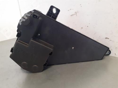 Fuse box BMW 5 (E60)  | BP7830799E1