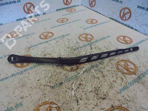 Used Front windshield wiper arm BMW 5 (E60) 530 d (218 hp) 6631578