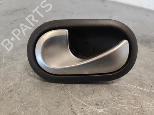 Venstre bagtil invendig håndtag RENAULT MODUS / GRAND MODUS (F/JP0_) [2004-2025]  17044339