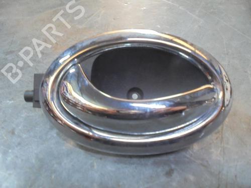 Venstre bagtil invendig håndtag ROVER 75 (RJ) 2.0 V6 (150 hp) 3220030