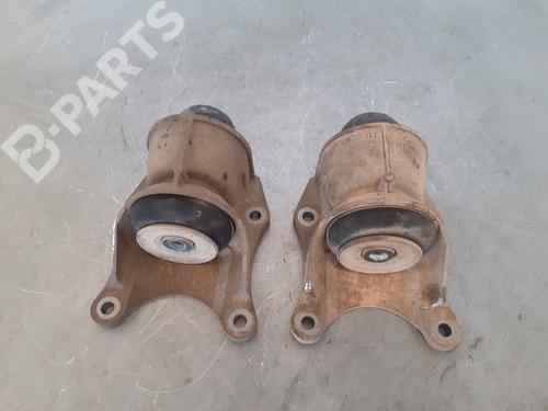 Used Engine mount Engine mount RENAULT MASCOTT Platform/Chassis (UH_, HH_) 110 (106 hp) 10207266 10207266