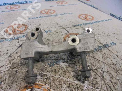 Used Engine mount FORD FOCUS I Turnier (DNW) [1999-2007]  10269557