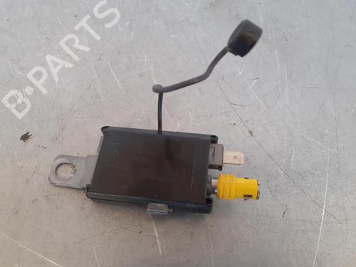 Antenne/Base RENAULT LAGUNA II (BG0/1_) [2001-2007]  14188131