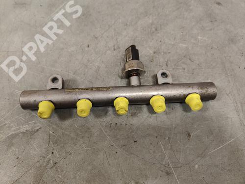 Used Injection rail PEUGEOT 407 (6D_) [2004-2011]  11690061
