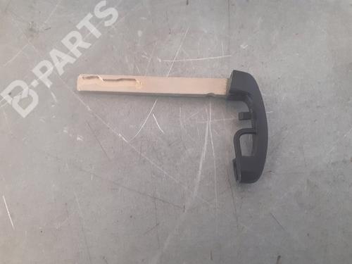 Front left exterior door handle BMW 3 (F30, F80) 320 d | BP10391061C128 