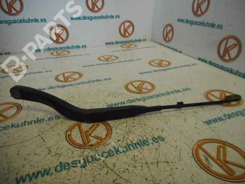 Used Front windshield wiper arm AUDI A8 D2 (4D2, 4D8) [1994-2005]  3526359