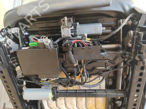 Left front seat VOLVO XC90 I (275)  | BP12939022C15 