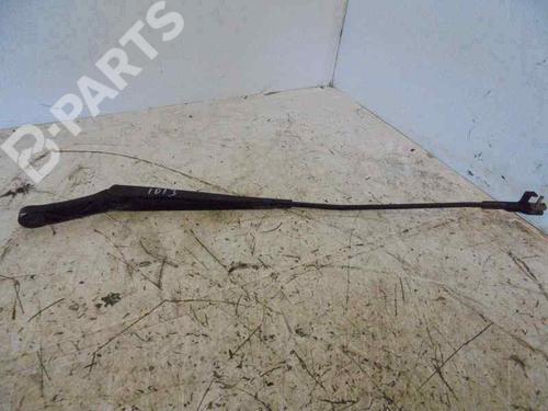 Used Front windshield wiper arm AUDI A3 (8P1) 2.0 TDI 16V (140 hp) 5591259